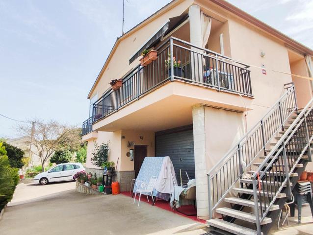 ESPECTACULAR CASA UNIFAMILIAR EN VENTA A 4 VIENTOS CON HUERTO EN MONISTROL DE CALDERS photo 0