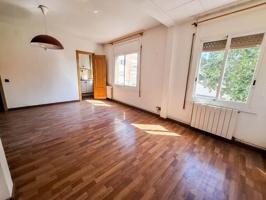 PISO ACOGEDOR EN EL CENTRO DE PREMIÀ DE MAR, BARCELONA. Excelentes condiciones de financiación. photo 0