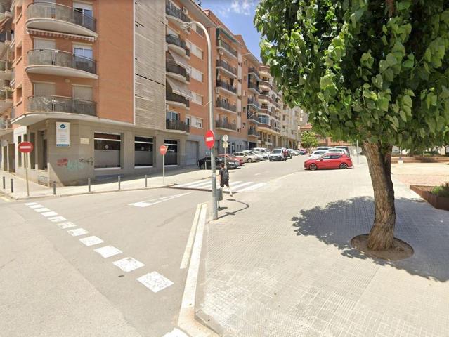 Plaza de parking y trastero en alquiler en Olesa de Montserrat – Zona Bon Preu photo 0