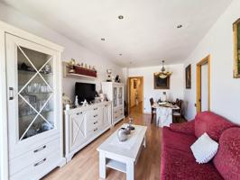 PISO A LA VENTA DE 4 HABITACIONES CON TERRAZA EN SANT BOI DE LLOBREGAT photo 0