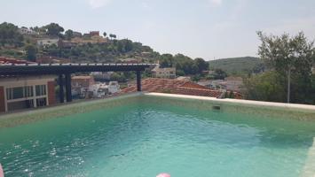 CASA EN VENTA EN CASTELLET I LA GORNAL photo 0