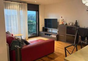 Piso en venta en Manlleu – Luz, ubicación y funcionalidad. POSIBILIDAD FINANCIACION HASTA EL 100% photo 0
