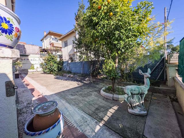 PRECISOSA CASA A TRES VIENTOS EN VENTA EN LA ZONA DE LA FLORIDA, ABRERA photo 0