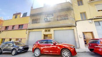 Se vende casa terrera de 2 plantas con garaje en Las Huesas, Telde, Las Palmas photo 0