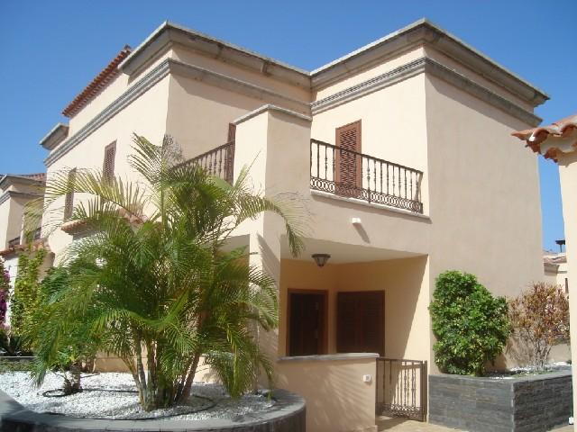 Piso En venta en Adeje photo 0