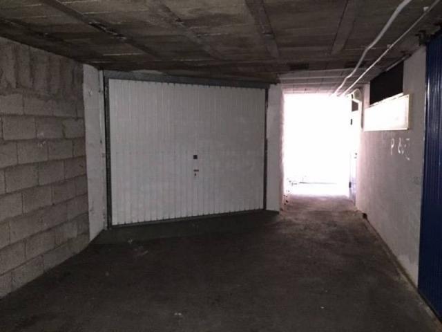 Garaje de 30m2 en Los Cristianos para 2 coches photo 0