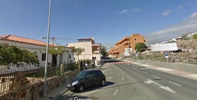Edificio en construccion 1400m2 en Adeje photo 0