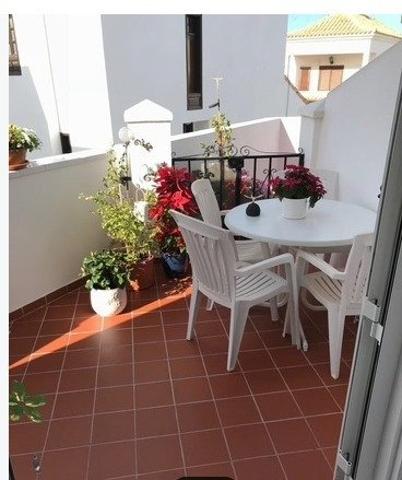 Chayofa. Adosado 2 habitaciones, 2 baños, 2 terraza y garaje cerrado photo 0