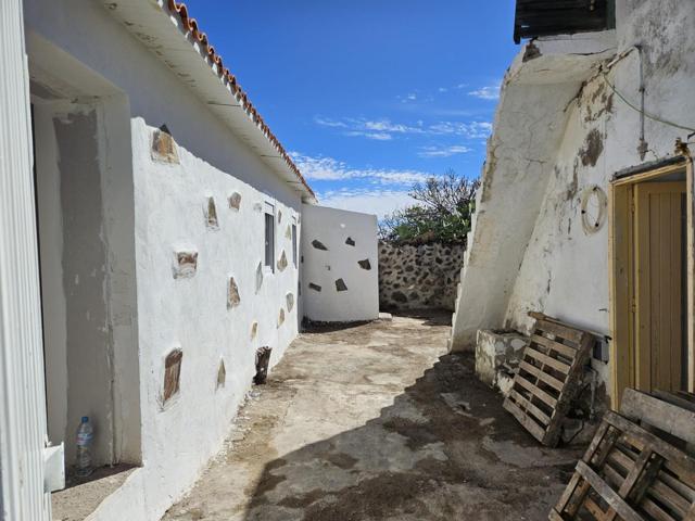 Santiago del teide. 3 viviendas en planta baja ideal uso vacacional photo 0