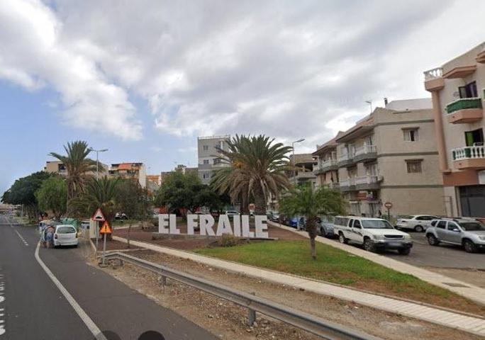 El Fraile edificio 5 pisos APTO para la RIC. photo 0