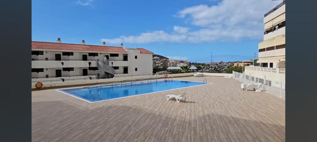Los Cristianos. Piso 2 habitaciones, 2 baños , terraza, vistas en complejo de calidad photo 0