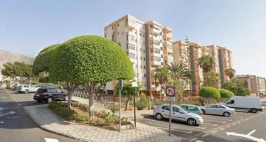 Los Cristianos. Piso 2 habitaciones, 2 baños, , balcon. maximo 3 personas. Se pide documentacion economica photo 0