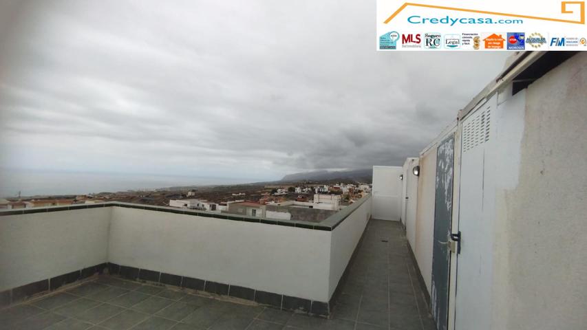 Adeje. Tijoco.  Piso 2 habitaciones,      solarium, 2 balcones, vistas  garaje y trastero. photo 0