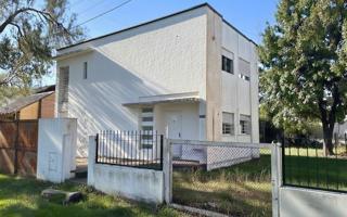 Guamasa: Se vende estupenda vivienda unifamiliar independiente con jardín photo 0