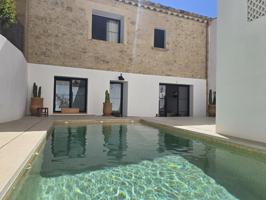 EN EL CENTRO DEL PUEBLO DE BEGUR VIVIENDA DECORADA DE RECIENTE REFORMA PISCINA GARAGE PATIO-JARDIN photo 0
