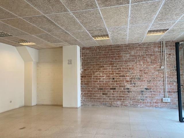 Oficina En venta en El Poblenou, Barcelona photo 0