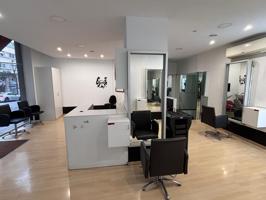 Local comercial a pie de calle en calle Balmes photo 0