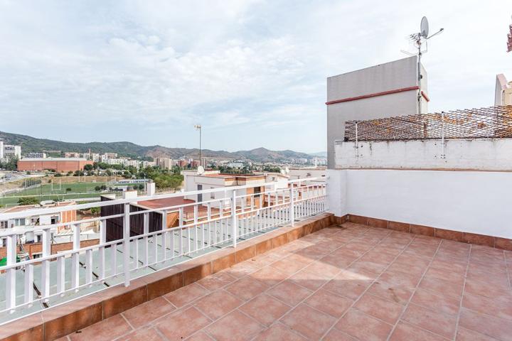 Sobreático con gran terraza privada y vistas despejadas photo 0