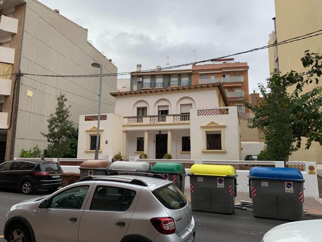 Solar edificable en el centro de Torredembarra photo 0