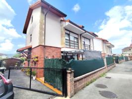 Pareado en Argomilla: Tu Refugio Soñado con Piscina Privada photo 0