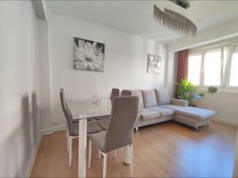 PRECIOSO PISO DE TRES HABITACIONES RECIEN REFORMADO photo 0