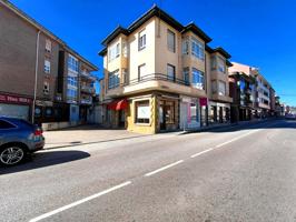 Local comercial en el centro de Sarón photo 0