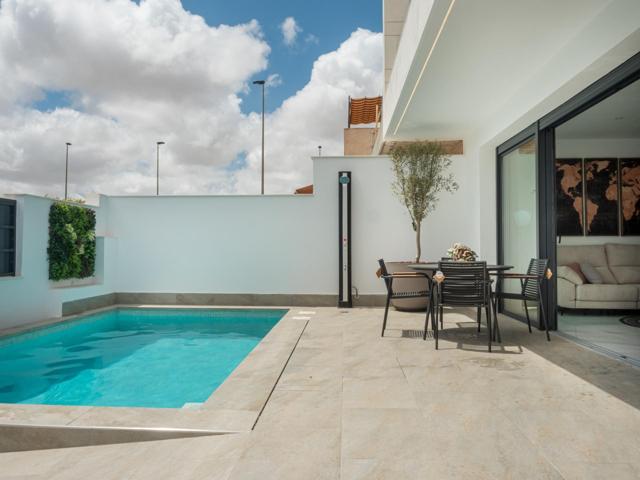 🏡 Villas de Obra Nueva en San Pedro del Pinatar: Tu Refugio Moderno a Pocos Pasos del Mar photo 0