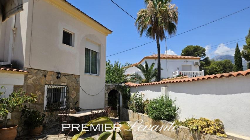 CHALET INDEPENDIENTE EN LA NUCIA photo 0