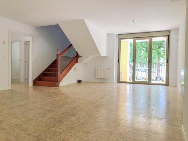 SE VENDE CHALET EN HAZAS DE CESTO photo 0