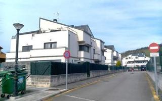 Parking en Pomaluengo photo 0