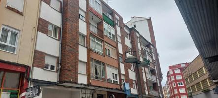Piso de 3 dormitorios en Torrelavega photo 0