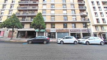 Se vende local céntrico en Oviedo photo 0