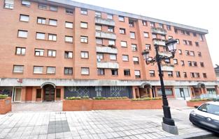 Se vende piso en Av. Pedro Masaveu, en Oviedo photo 0