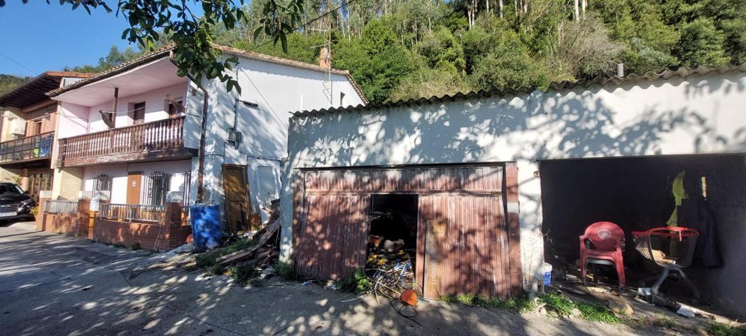 CASA DE 4 DORMITORIOS EN GANZO photo 0
