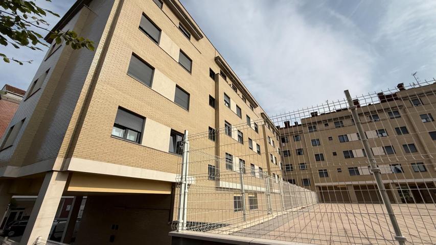 Piso En venta en El Llano, Gijon photo 0