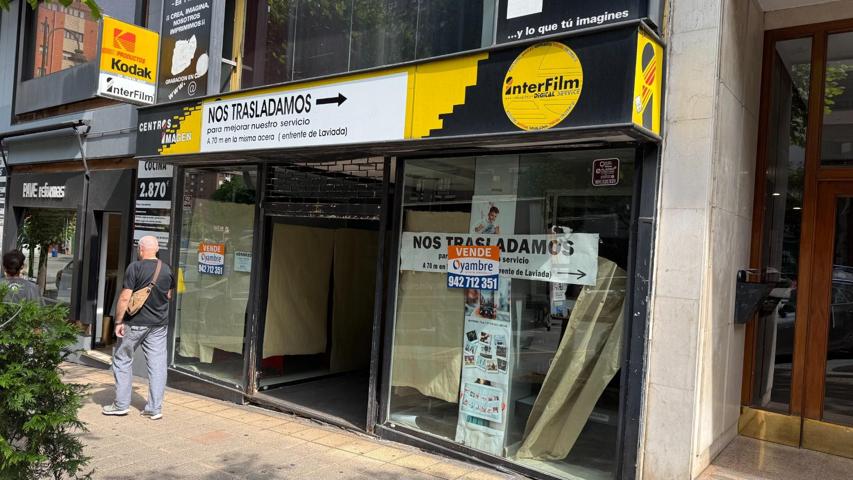Oficina En venta en Avilés, Aviles photo 0