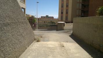 2 Plazas de garaje y 2 Locales desde 45m2 privados muy cerca del mar photo 0