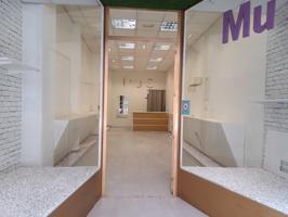 Venta o alquiler de local comercial en Antequera photo 0