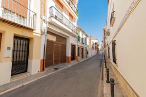 SOLAR EN VENTA EN EL CENTRO DE ANTEQUERA photo 0