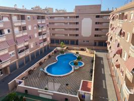 Apartamento con garaje privado y piscina photo 0