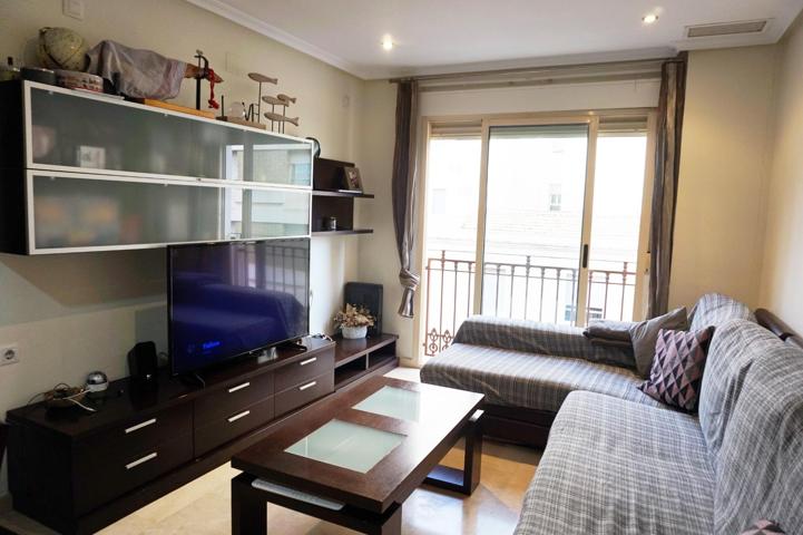PRECIOSA VIVIENDA EN ALQUILER- CENTRO! photo 0