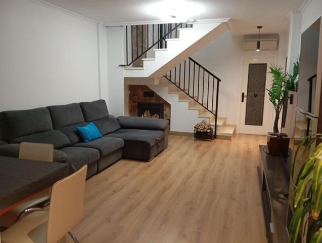 Mejor precio de la zona!! Bungalow en urbanización con piscina! photo 0
