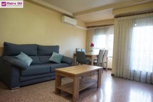 Pisazo de 4 habs-2 baños- Ascensor y garaje! photo 0