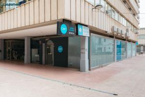 ZONA JAIME ROIG, pasaje peatonal, se alquila local comercial de 155 m2, reformado, 48 m de fachada photo 0