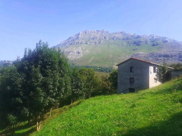 SE VENDE EDIFICIO EN SOCUEVA (ARREDONDO) photo 0