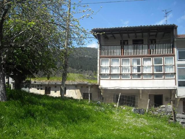 CASA PAREADA CON TERRENO EN OGARRIO DE RUESGA (CANTABRIA) photo 0