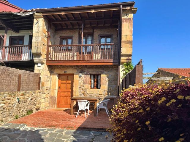 CASA REHABILITADA CON TERRAZA Y JARDÍN EN RUISEÑADA photo 0