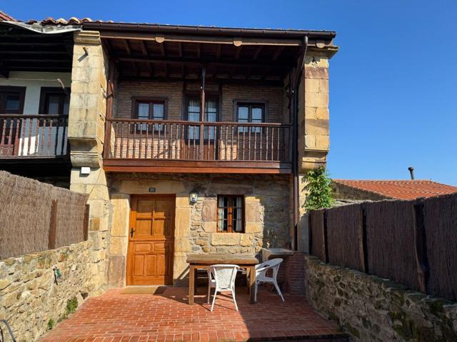 CASA REHABILITADA CON TERRAZA Y JARDÍN EN RUISEÑADA photo 0