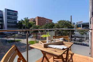Vivienda luminosa con terraza y parking junto a la Rambla del Poblenou photo 0
