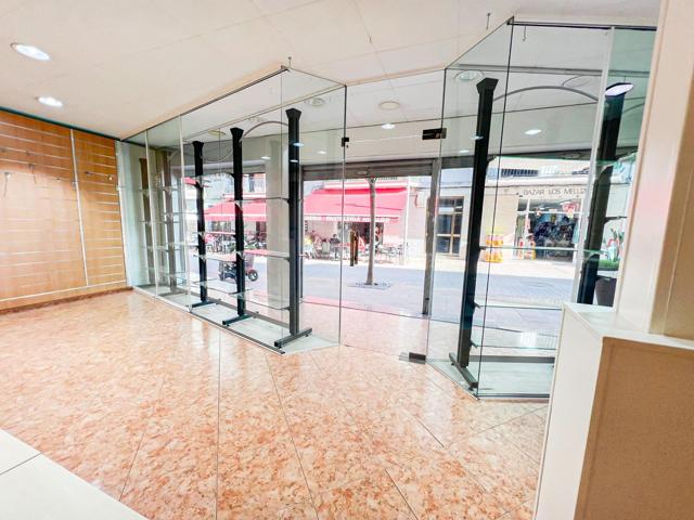 Sin duda, uno de los mejores locales comerciales de Les Roquetes!!!! photo 0